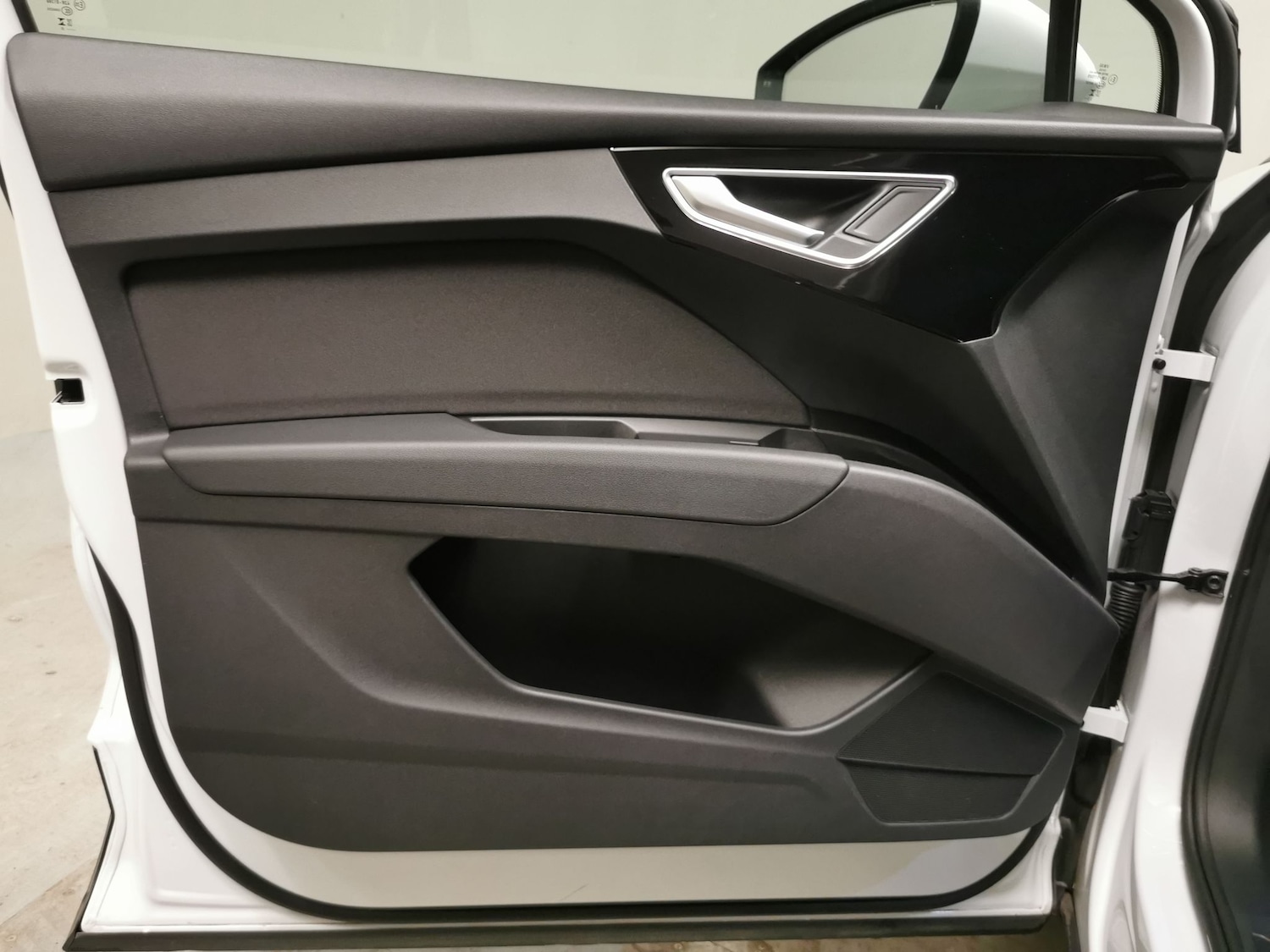 Used Audi Q4 e-tron for sale - 78109968: Photo 28