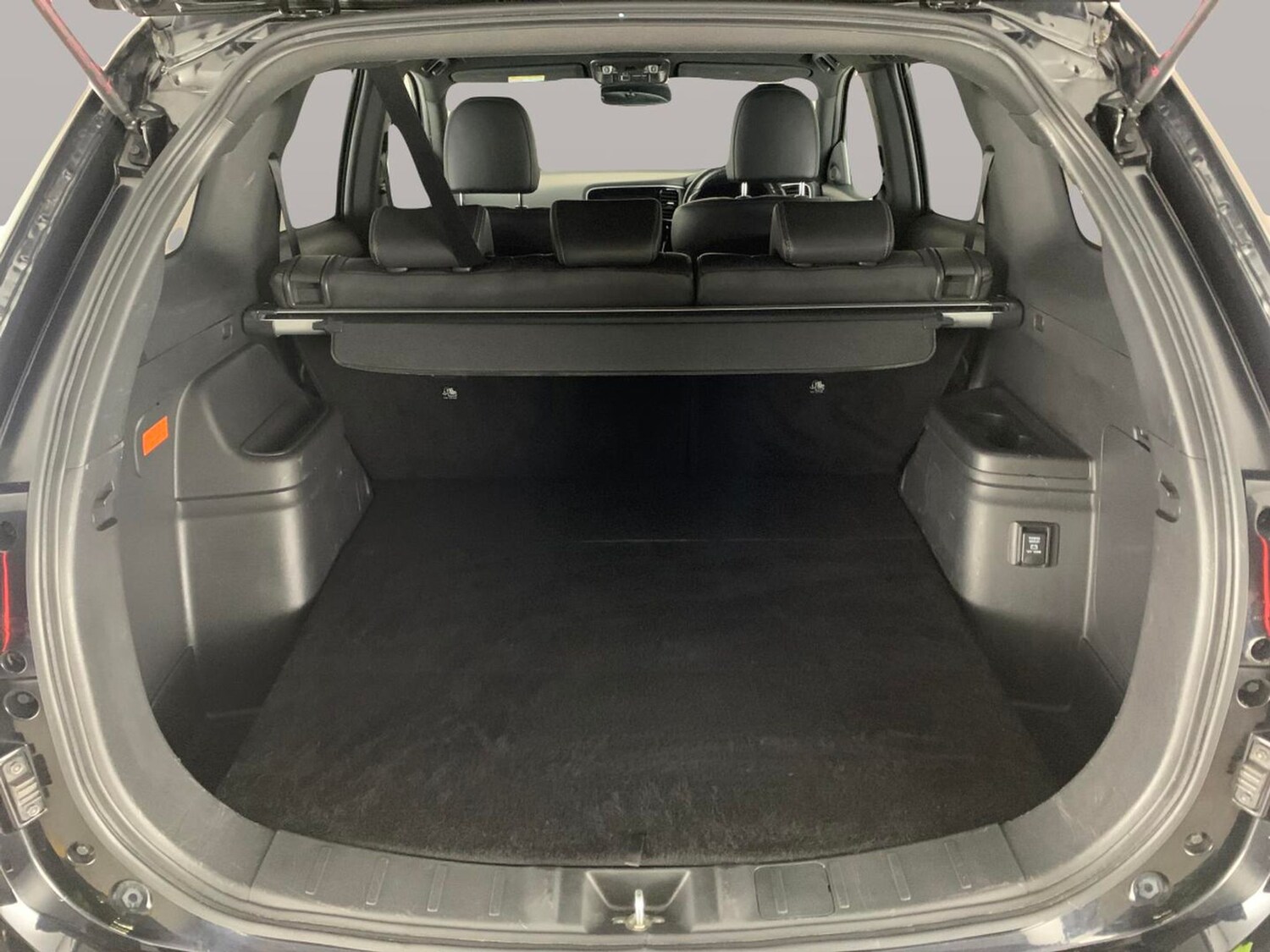 Used Mitsubishi Outlander 2019 for sale - 76379653: Photo 32