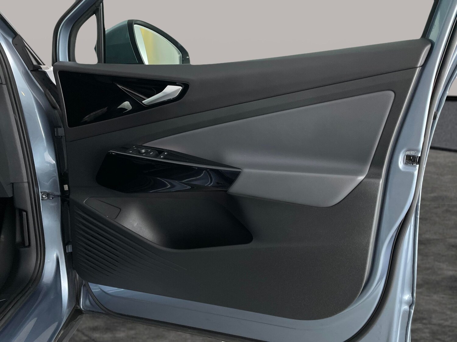 Used Volkswagen ID.4 2023 for sale - 77432418: Photo 35