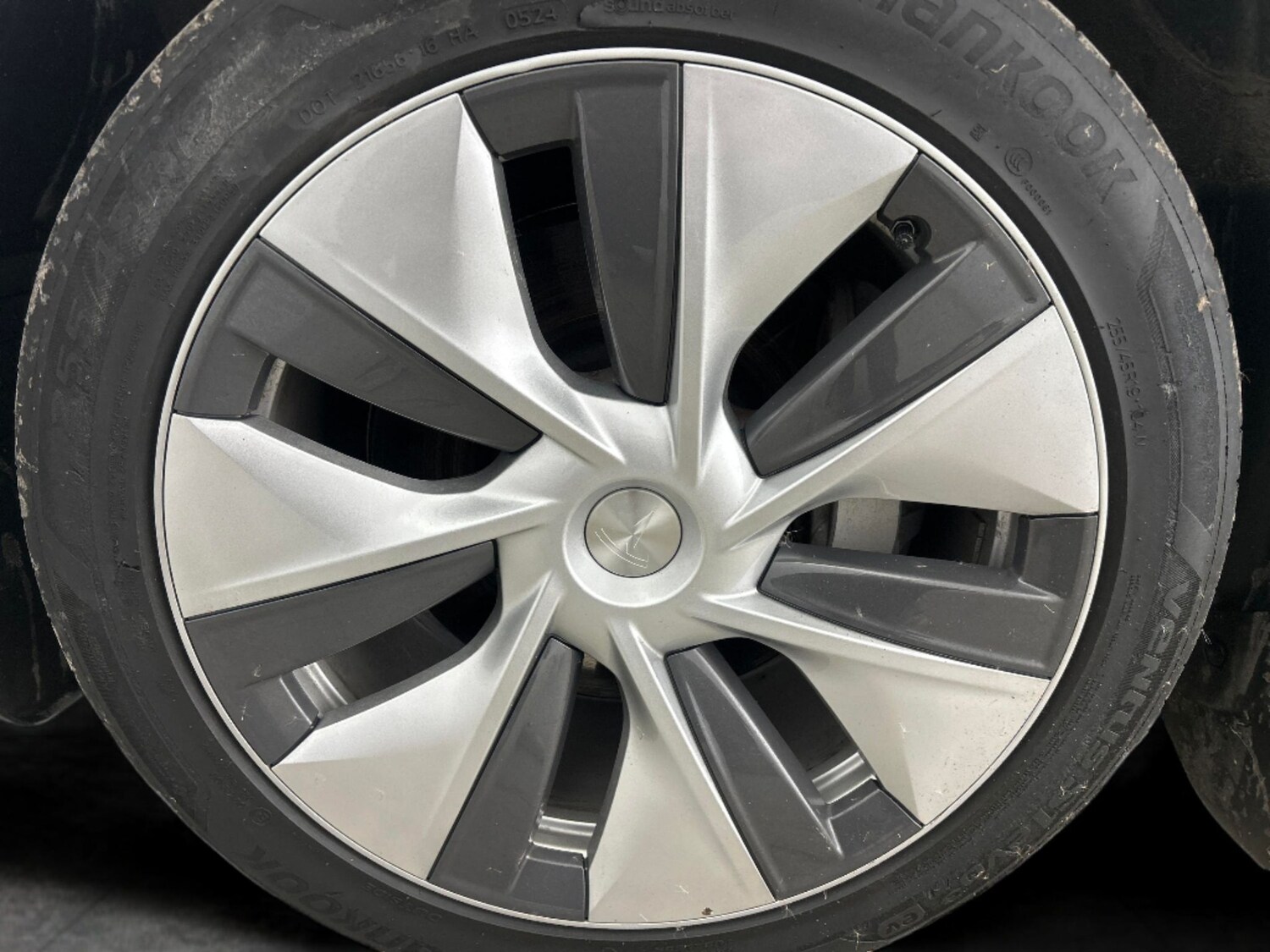 Used Tesla Model Y 2024 for sale - 77902148: Photo 19