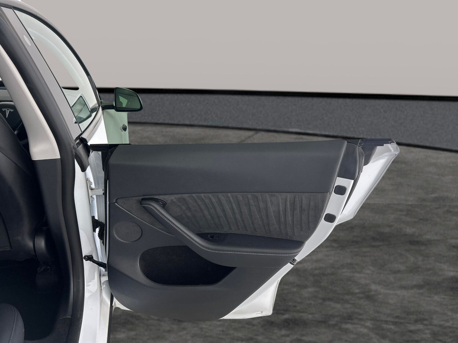 Used Tesla Model Y 2024 for sale - 77902148: Photo 26