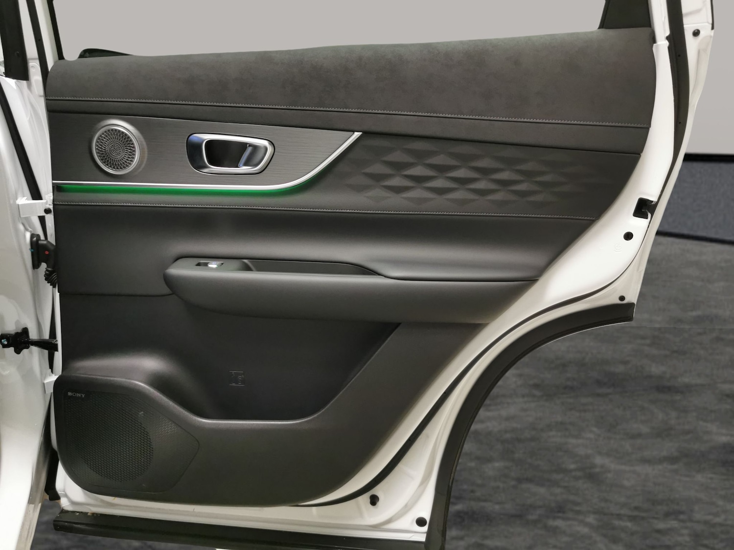 Used Chery Tiggo 8 for sale - 78110030: Photo 31