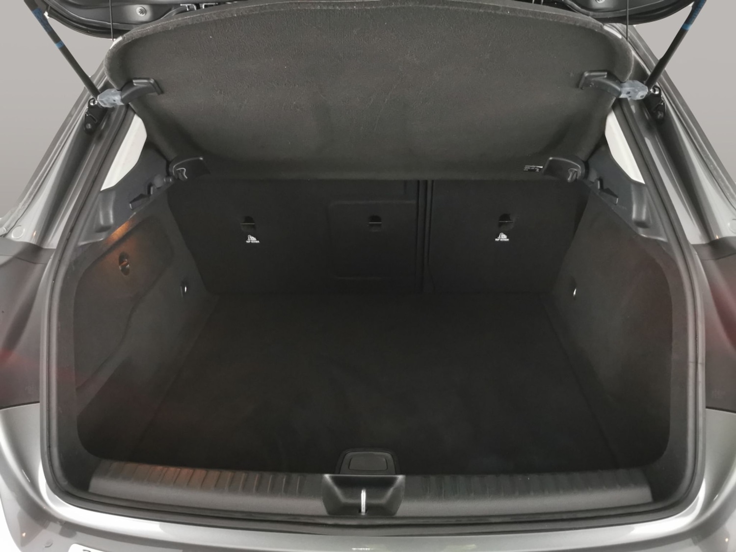 Used Mercedes-Benz GLA 2019 for sale - 76969505: Photo 31