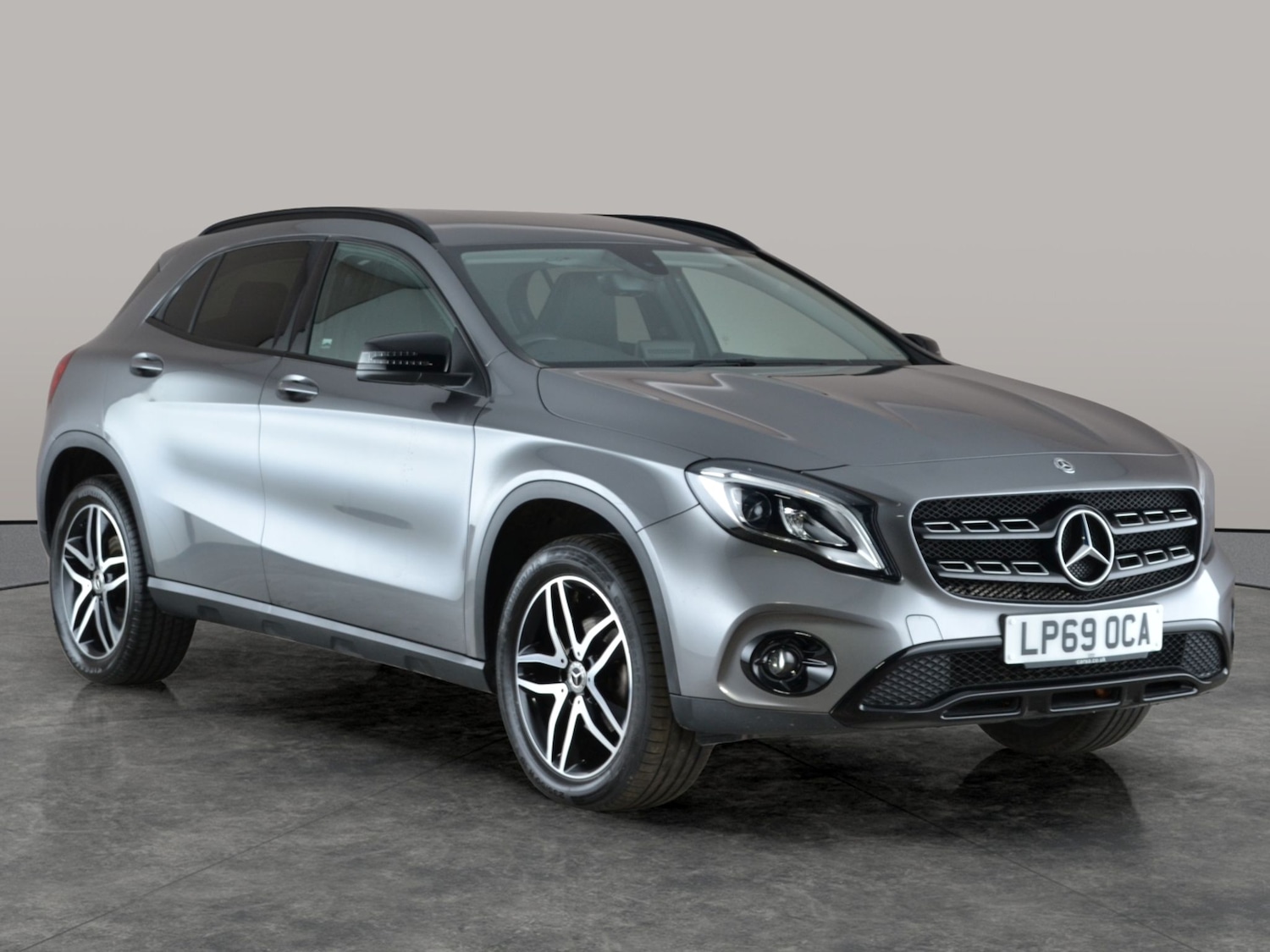 Used Mercedes-Benz GLA 2019 for sale - 76969505: Photo 8