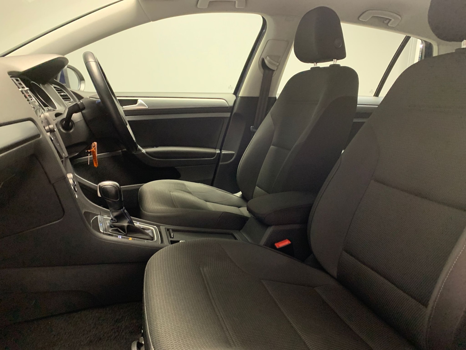 Used Volkswagen Golf 2020 for sale - 77367433: Photo 4