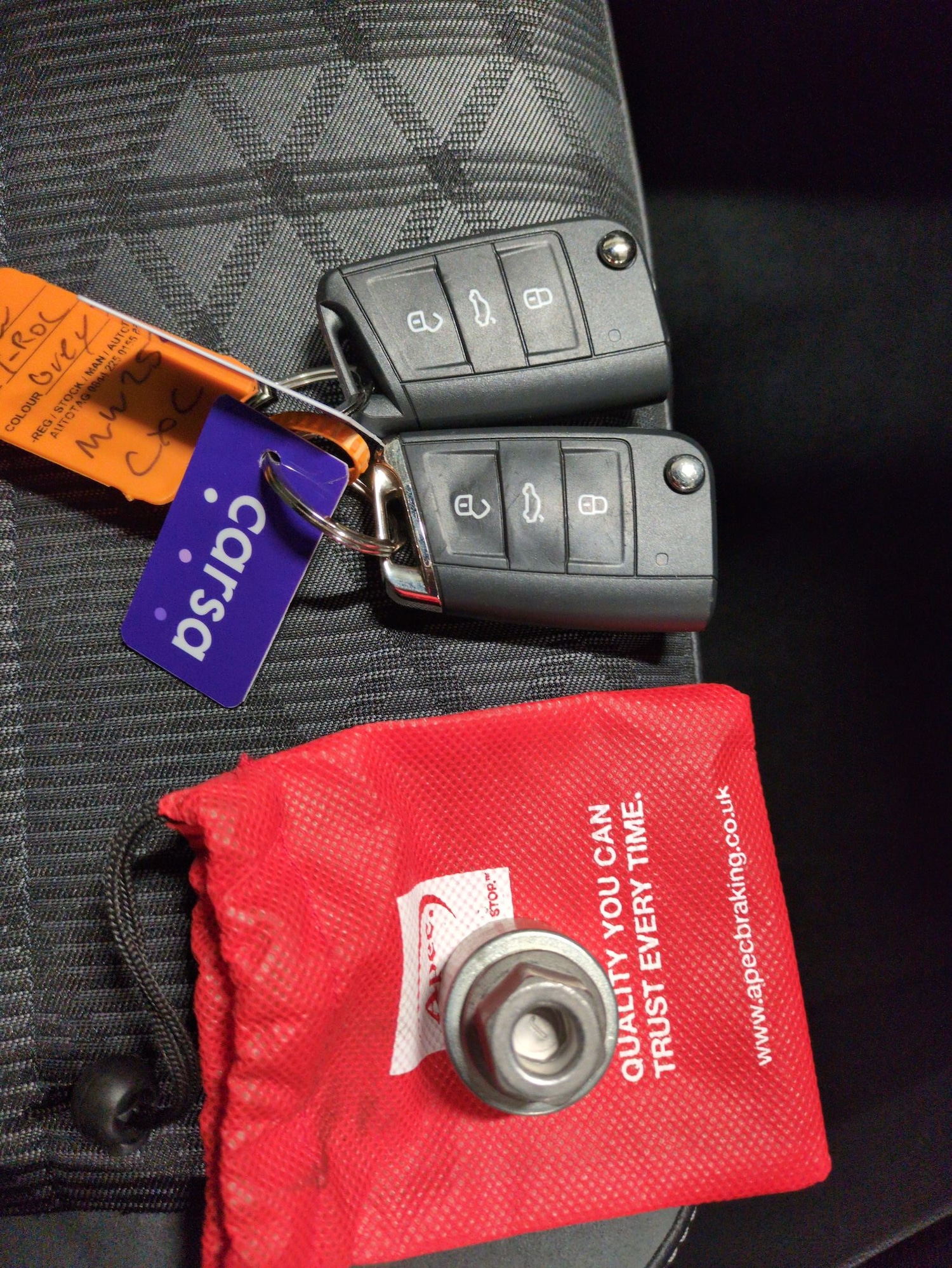 Used Volkswagen T-Roc 2025 for sale - 77248428: Photo 32