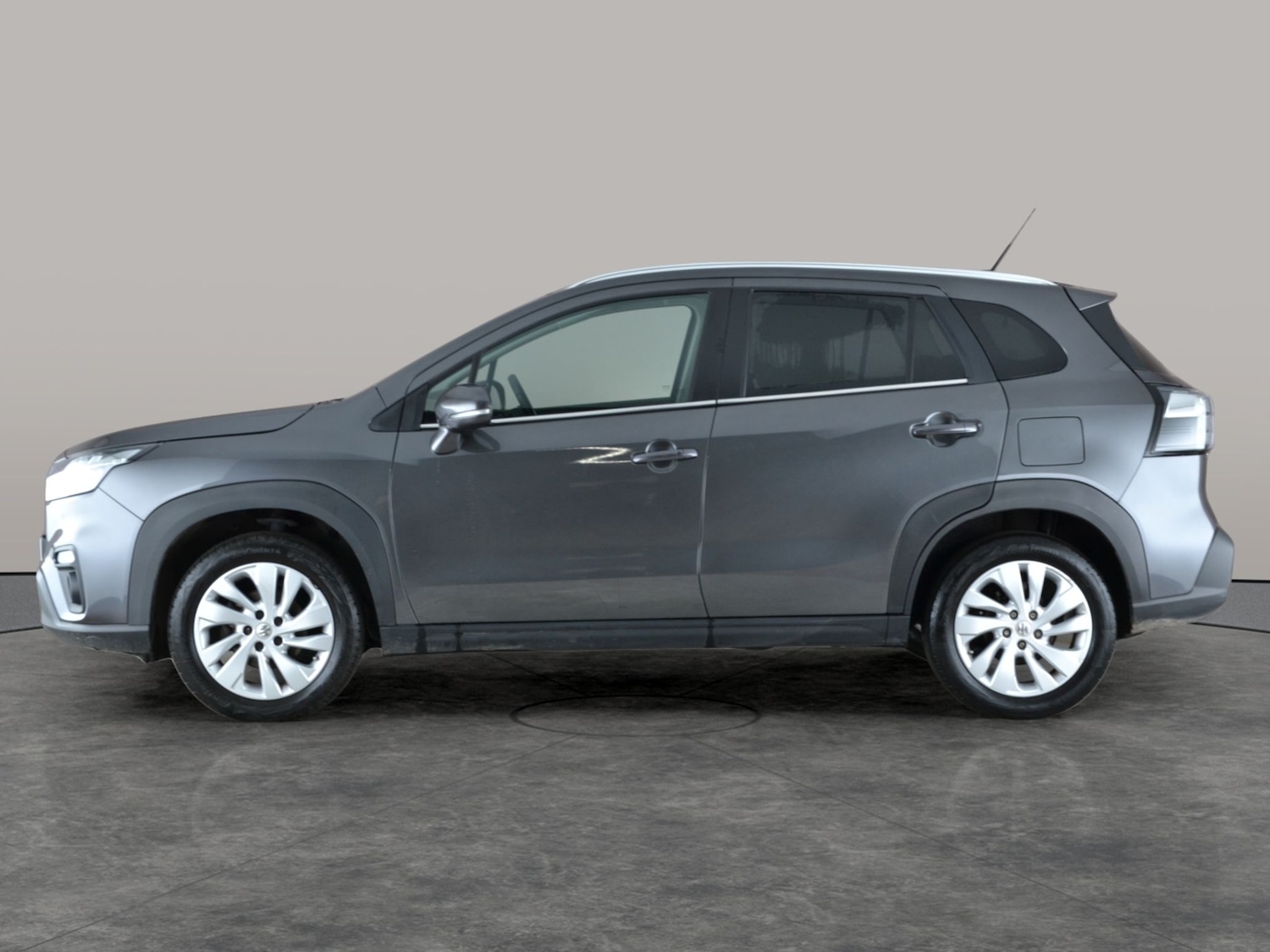 Used Suzuki SX4 S-Cross 2023 for sale - 76935157: Photo 11