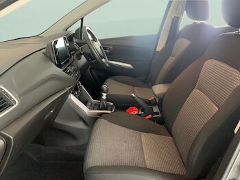 Used Suzuki SX4 S-Cross 2023 for sale - 76935157: Photo