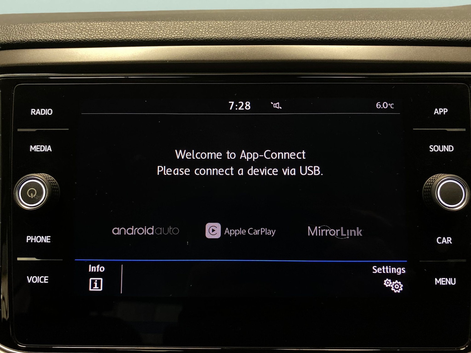 Used Volkswagen T-Roc 2020 for sale - 78149431: Photo 15