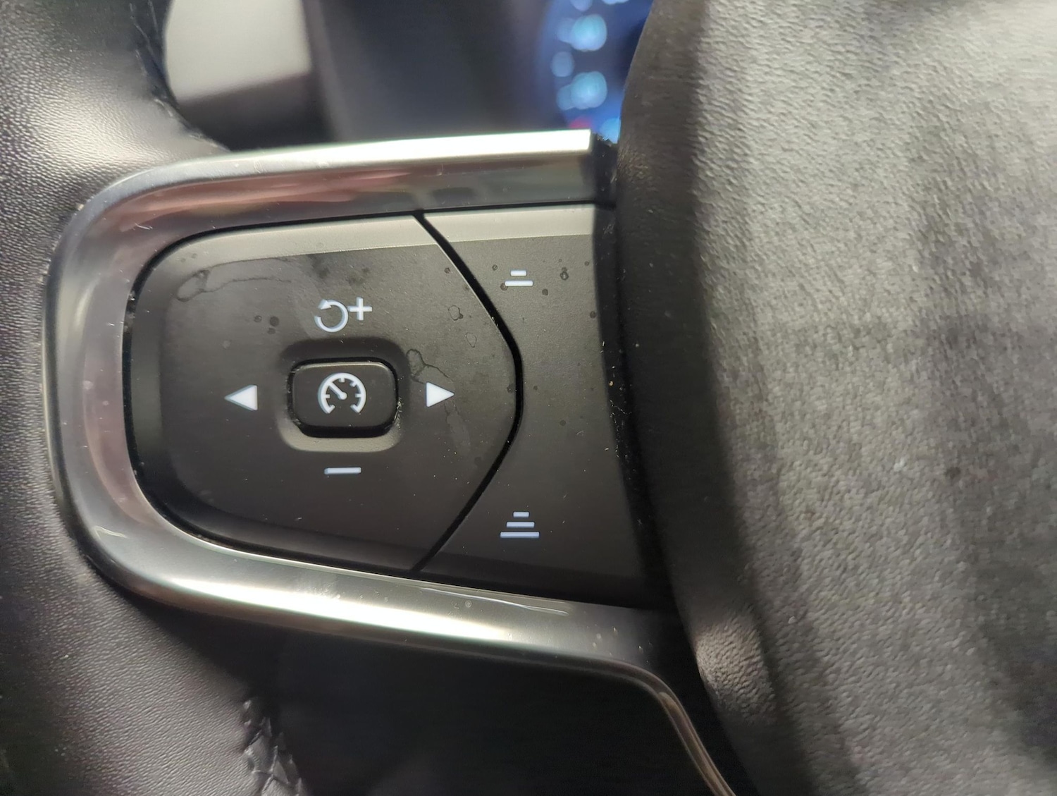 Used Volvo XC40 2021 for sale - 78075132: Photo 17