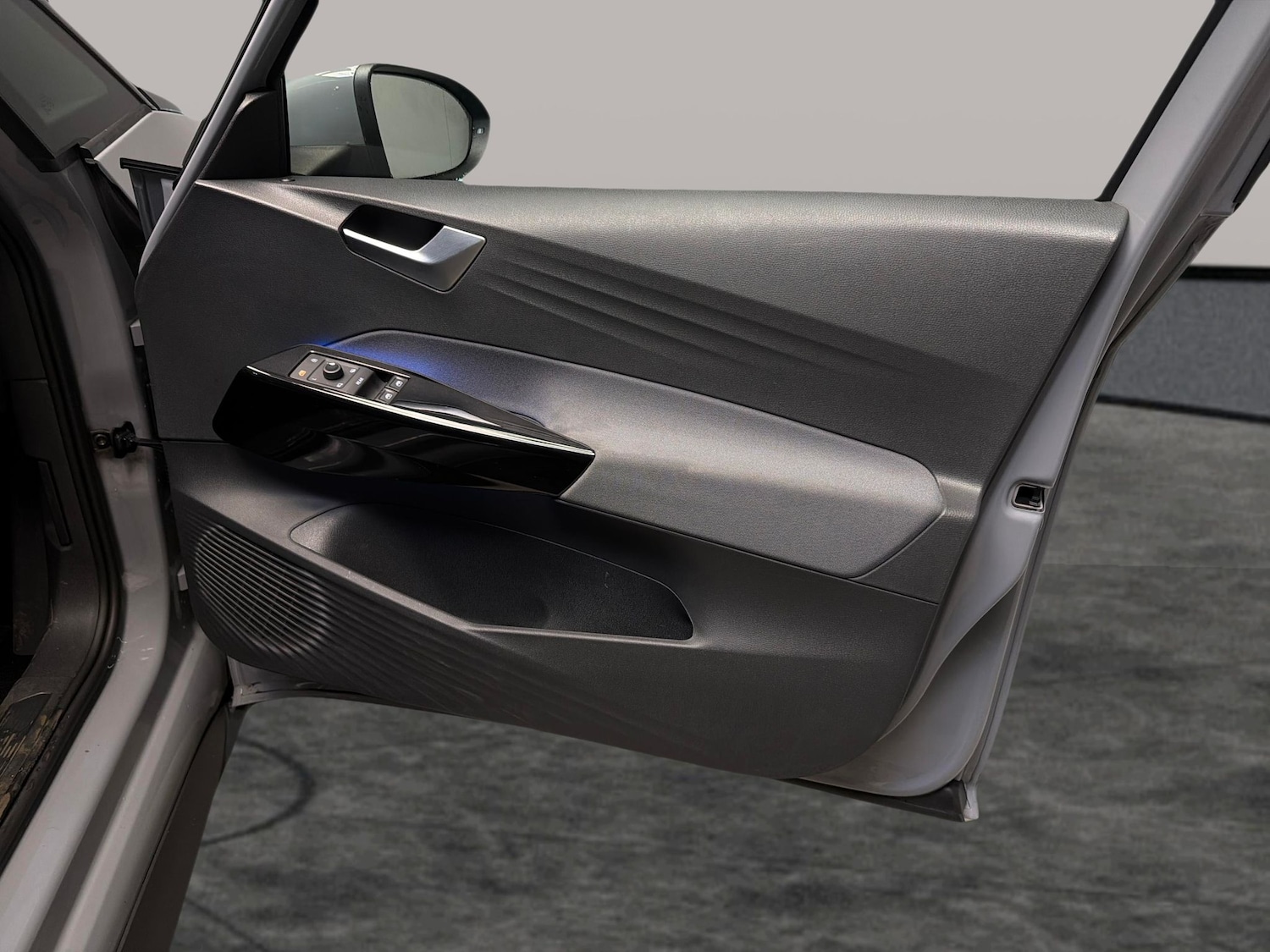 Used Volkswagen ID.3 for sale - 77475411: Photo 28