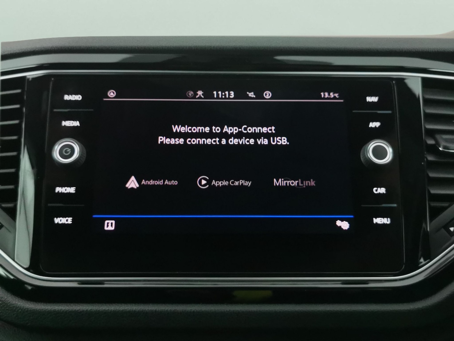 Used Volkswagen T-Roc 2021 for sale - 77432376: Photo 12