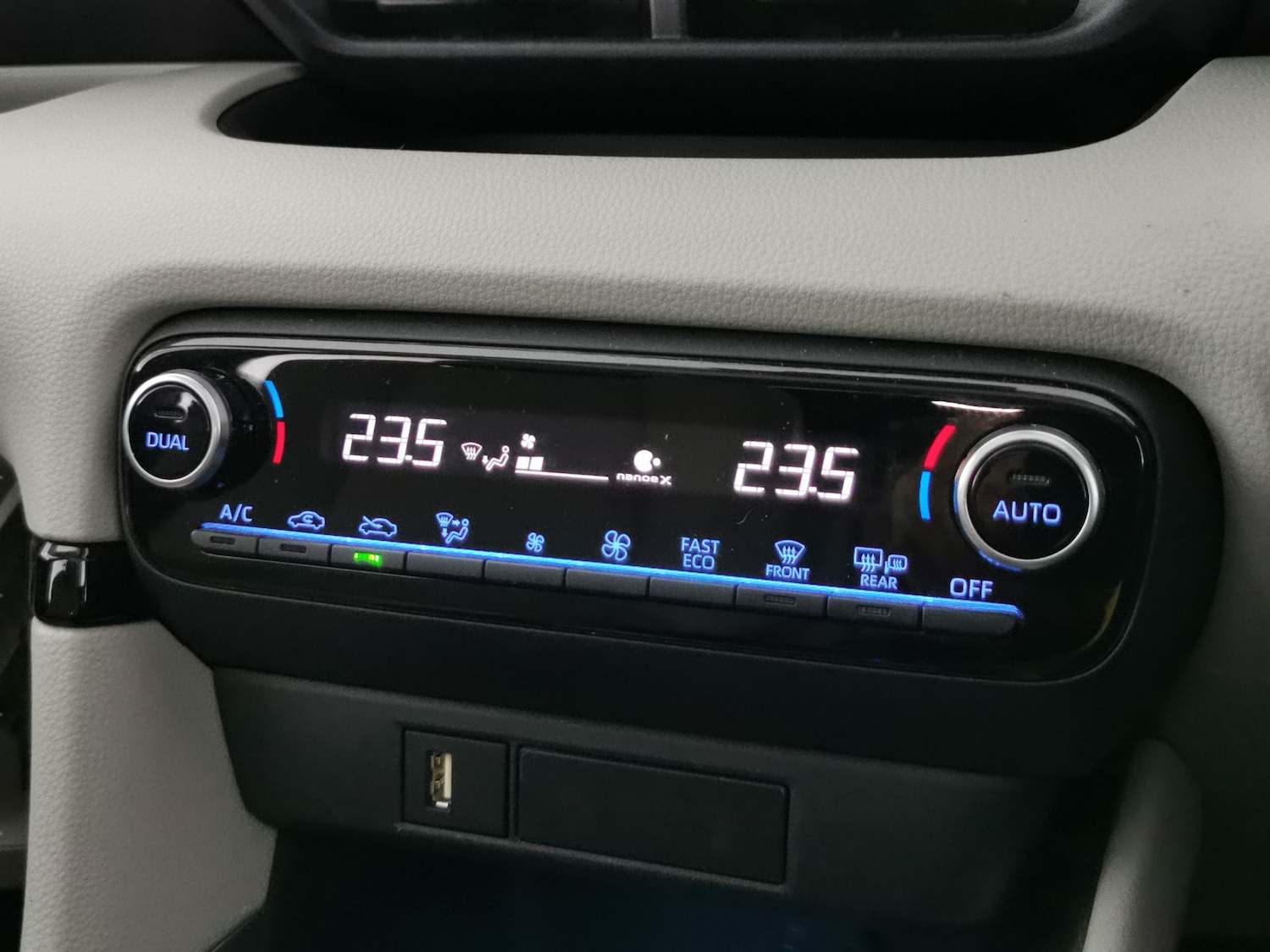 Used Toyota Yaris 2023 for sale - 77337371: Photo 17