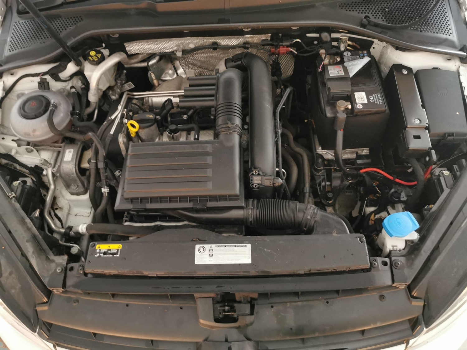 Used Volkswagen Golf 2017 for sale - 76362417: Photo 38