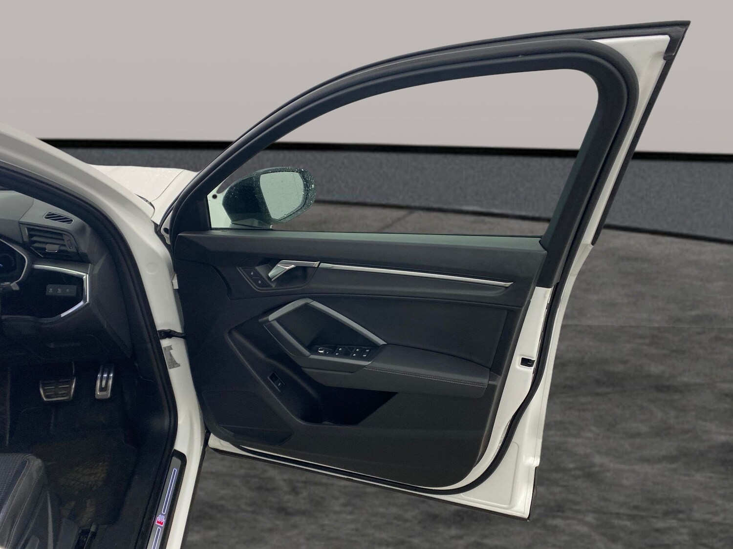 Used Audi Q3 2022 for sale - 77446853: Photo 25