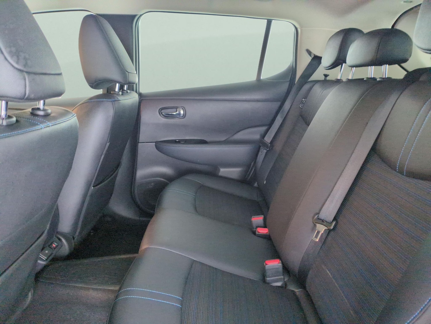 Used Nissan Leaf 2021 for sale - 77617480: Photo 31