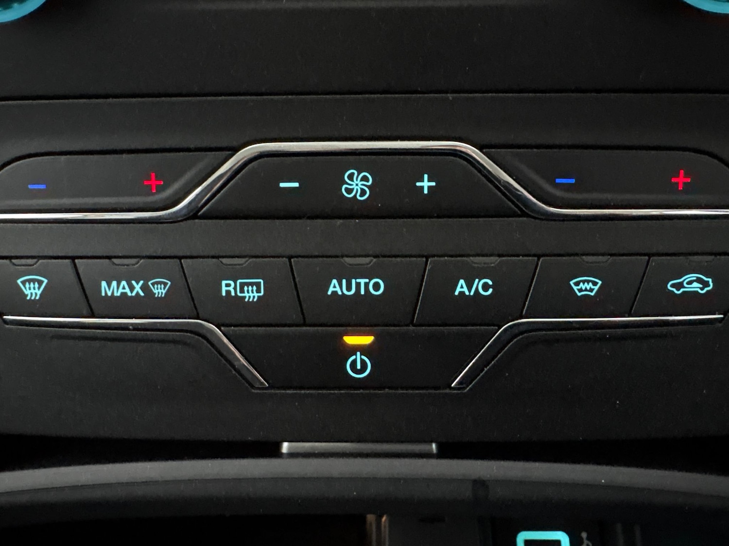 Used Ford S-Max 2018 for sale - 77259391: Photo 19