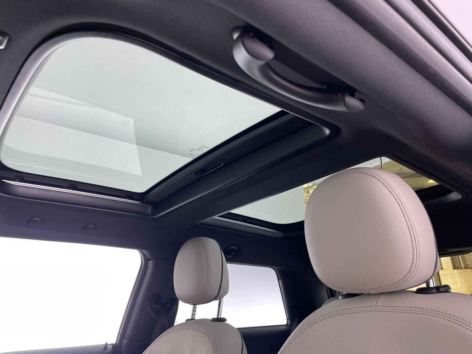 Used MINI Hatch 2022 for sale - 77560840: Photo 5