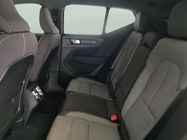 Used Volvo XC40 2023 for sale - 76288425: Photo 34