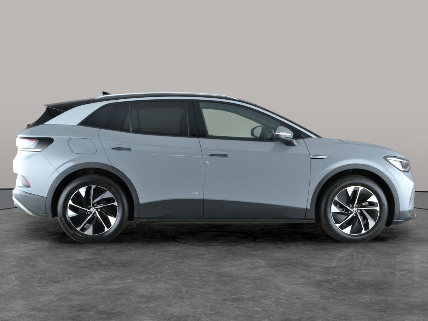 Used Volkswagen ID.4 2023 for sale - 76947114: Photo 10