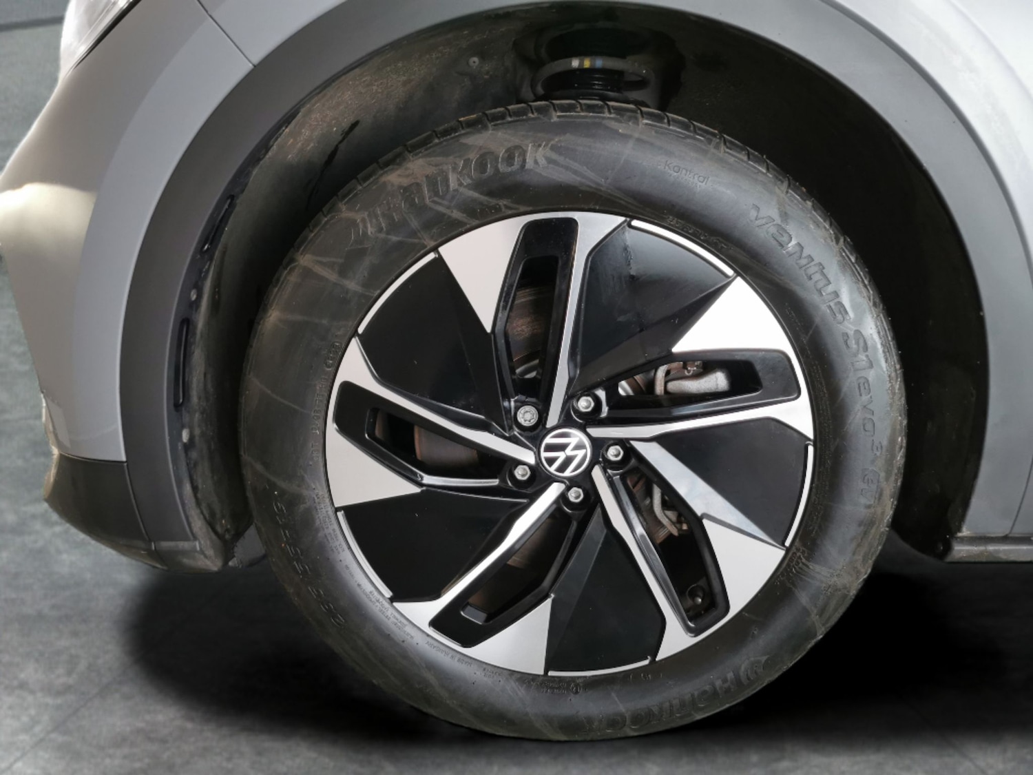 Used Volkswagen ID.4 2023 for sale - 76947114: Photo 26