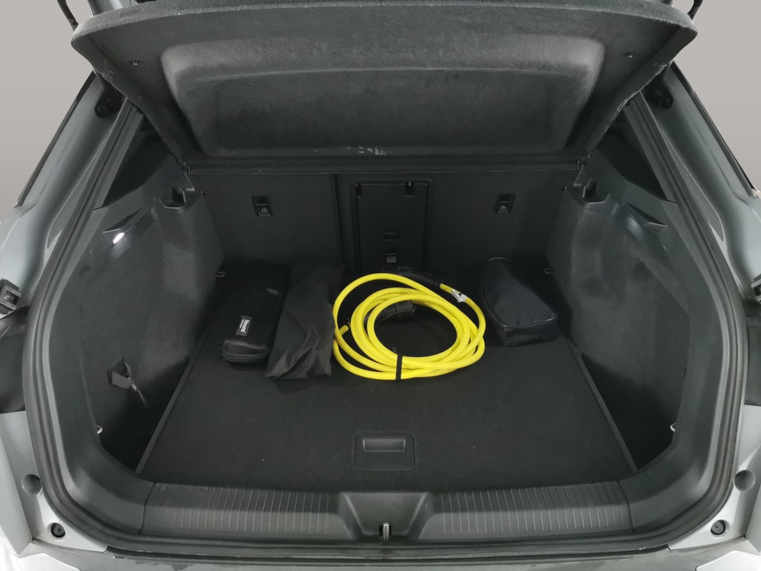 Used Volkswagen ID.4 2023 for sale - 76947114: Photo 36