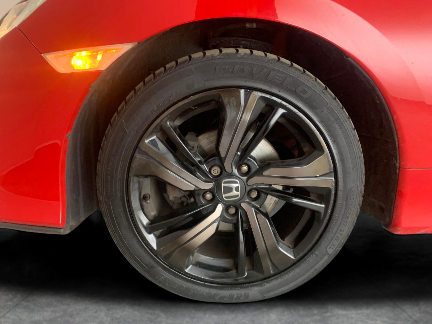 Used Honda Civic 2018 for sale - 76652998: Photo 20