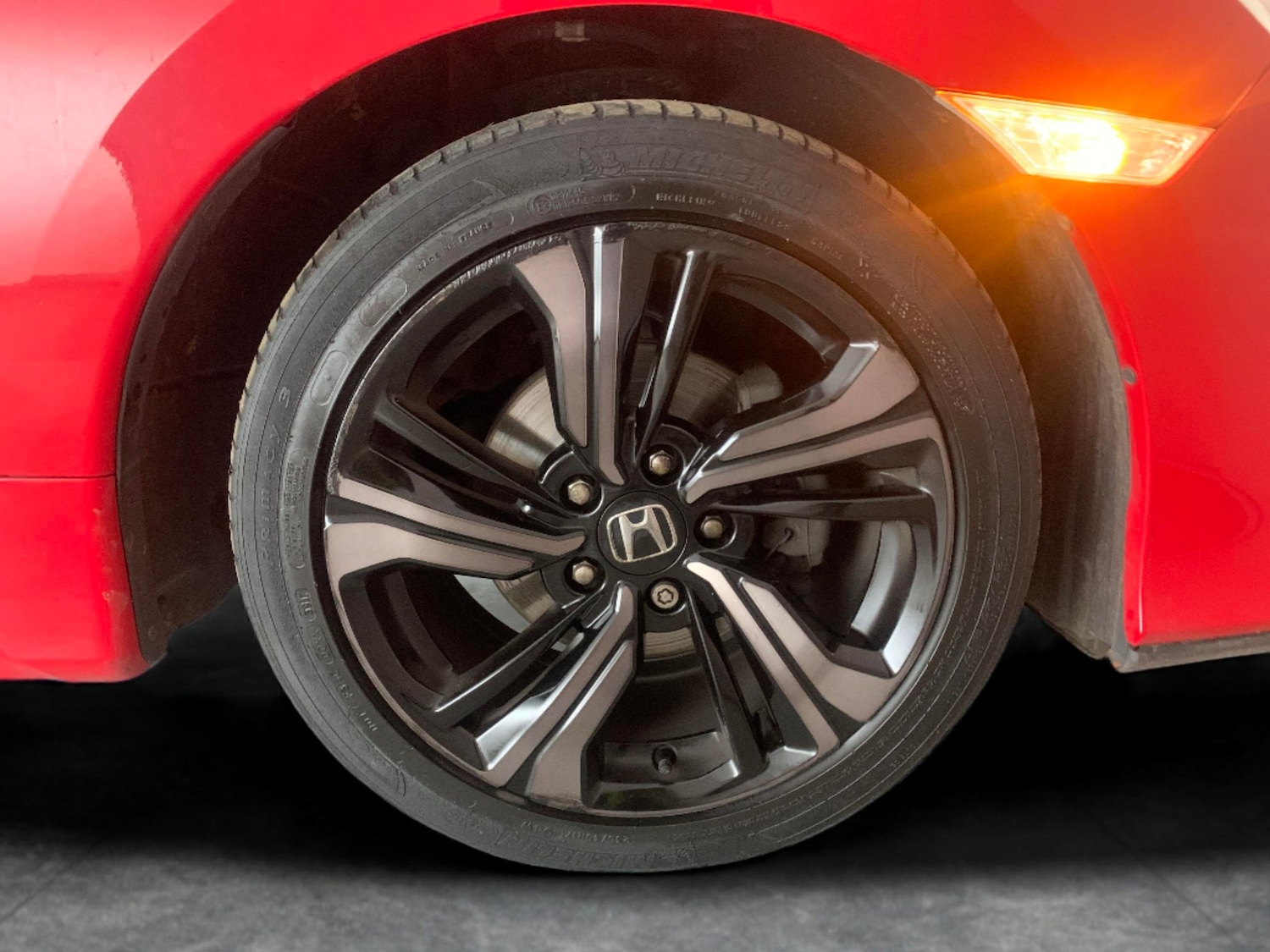 Used Honda Civic 2018 for sale - 76652998: Photo 21