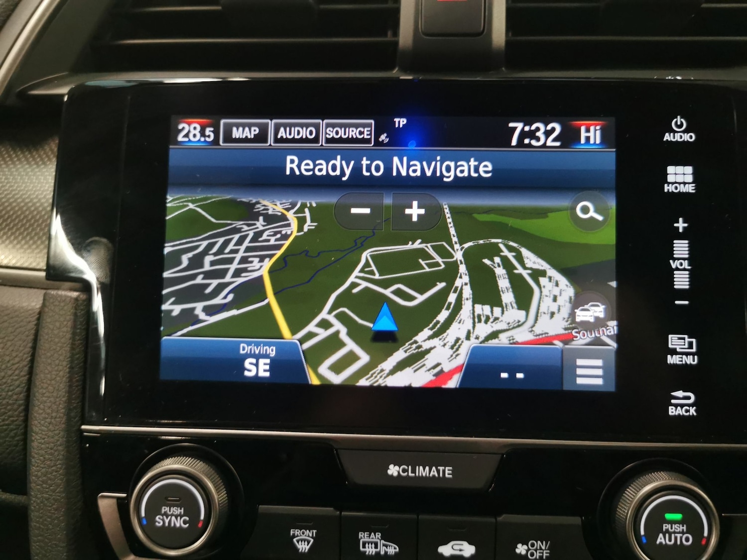 Used Honda Civic 2018 for sale - 76652998: Photo 5