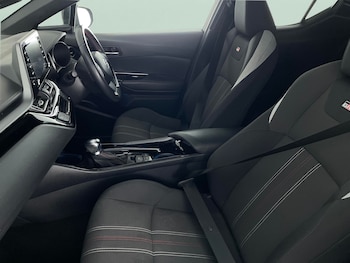 Used Toyota C-HR 2022 for sale - 78508977: Photo