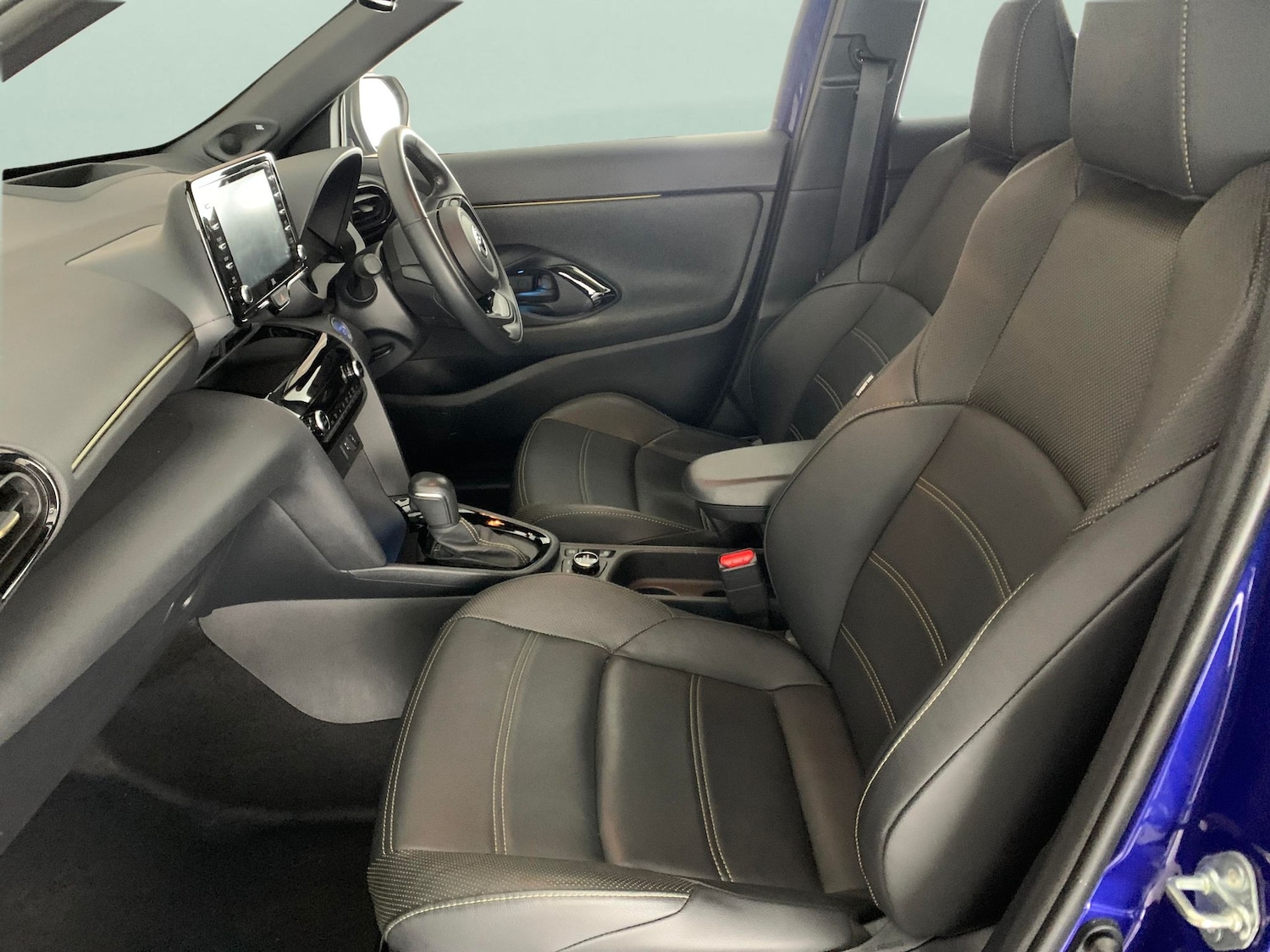 Used Toyota Yaris Cross 2022 for sale - 76672714: Photo 4