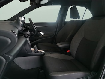 Used Toyota Yaris Cross undefined for sale - 78629354: Photo