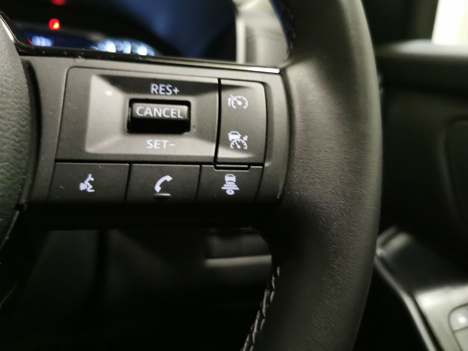 Used Nissan Qashqai for sale - 77873025: Photo 18