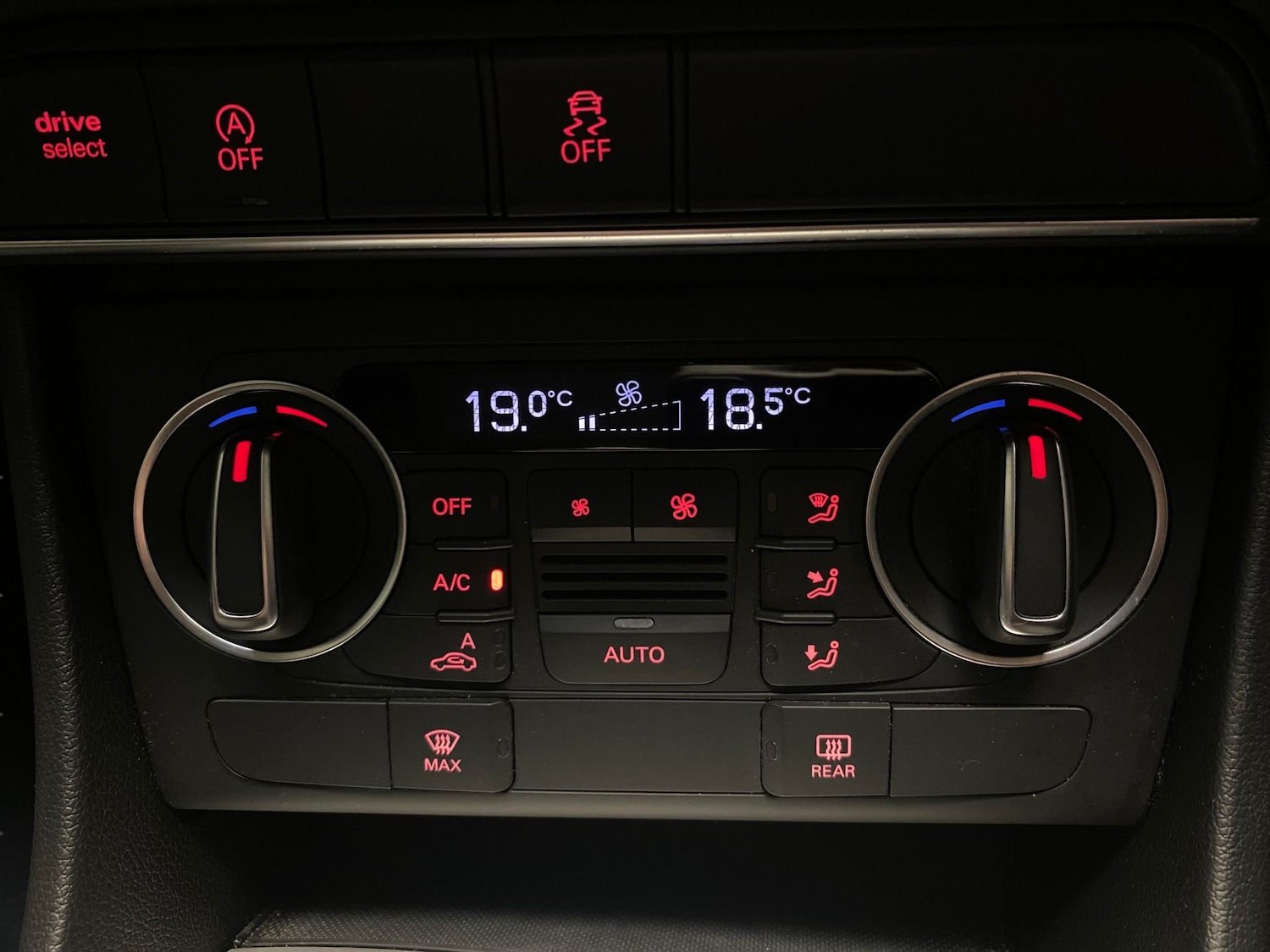 Used Audi Q3 2018 for sale - 77946701: Photo 16