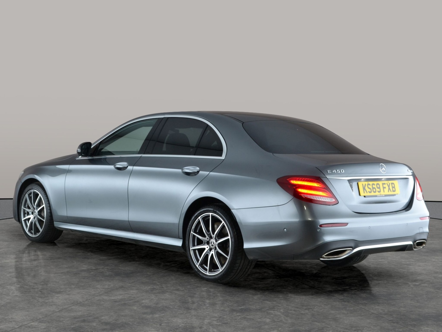 Used Mercedes-Benz E Class 2019 for sale - 77300873: Photo 14