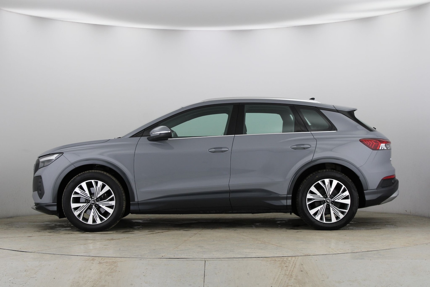 Used Audi Q4 e-tron 2023 for sale - 77679229: Photo 12