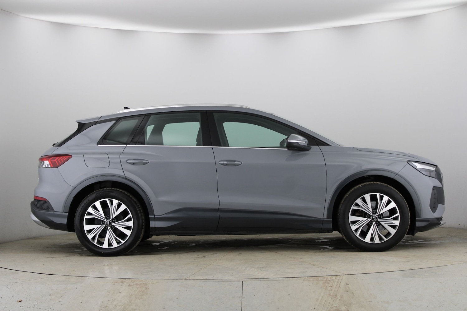 Used Audi Q4 e-tron 2023 for sale - 77679229: Photo 8