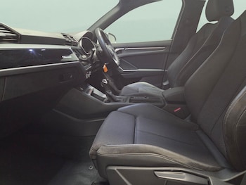 Used Audi Q3 undefined for sale - 78390599: Photo