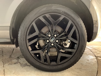 1.5 P300e 12.2kWh R-Dynamic HSE SUV 5dr Petrol Plug-in Hybrid Auto 4WD Euro