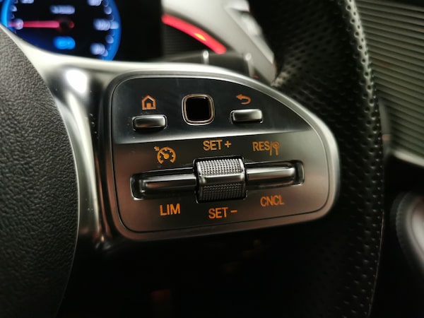 Used Mercedes-Benz EQC 2022 for sale - 76332919: Photo 24
