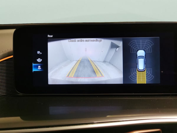 Used Mercedes-Benz EQC 2022 for sale - 76332919: Photo 8