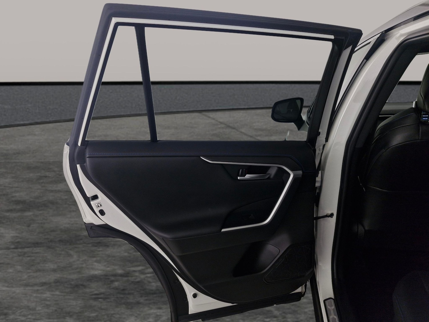 Used Toyota RAV4 2021 for sale - 76459394: Photo 18