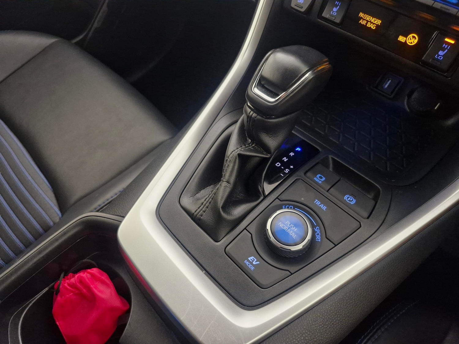 Used Toyota RAV4 2021 for sale - 76459394: Photo 30