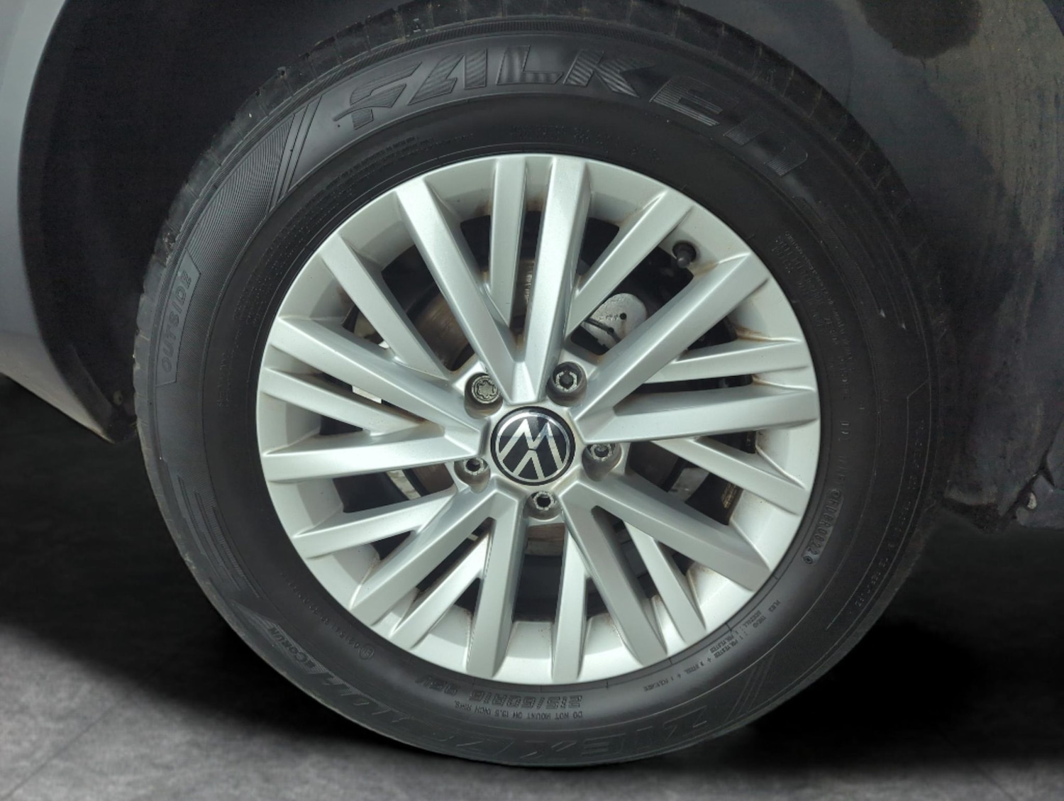 Used Volkswagen T-Roc 2022 for sale - 77347390: Photo 24