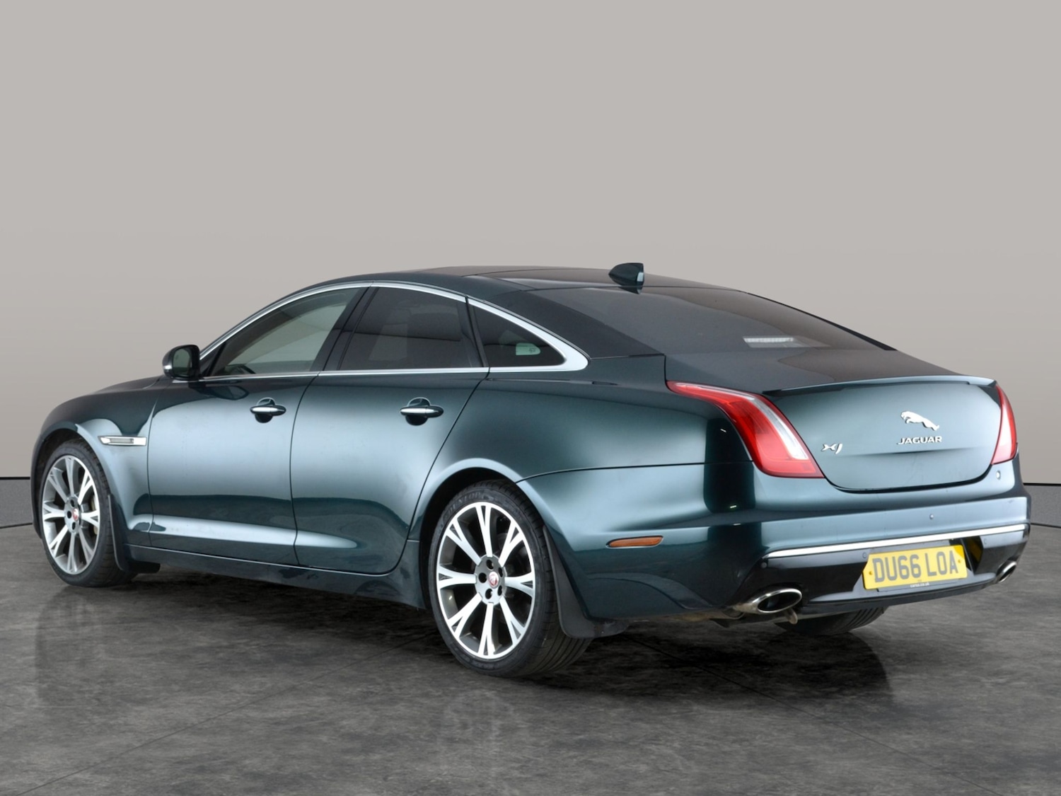 Used Jaguar XJ 2016 for sale - 76954780: Photo 14