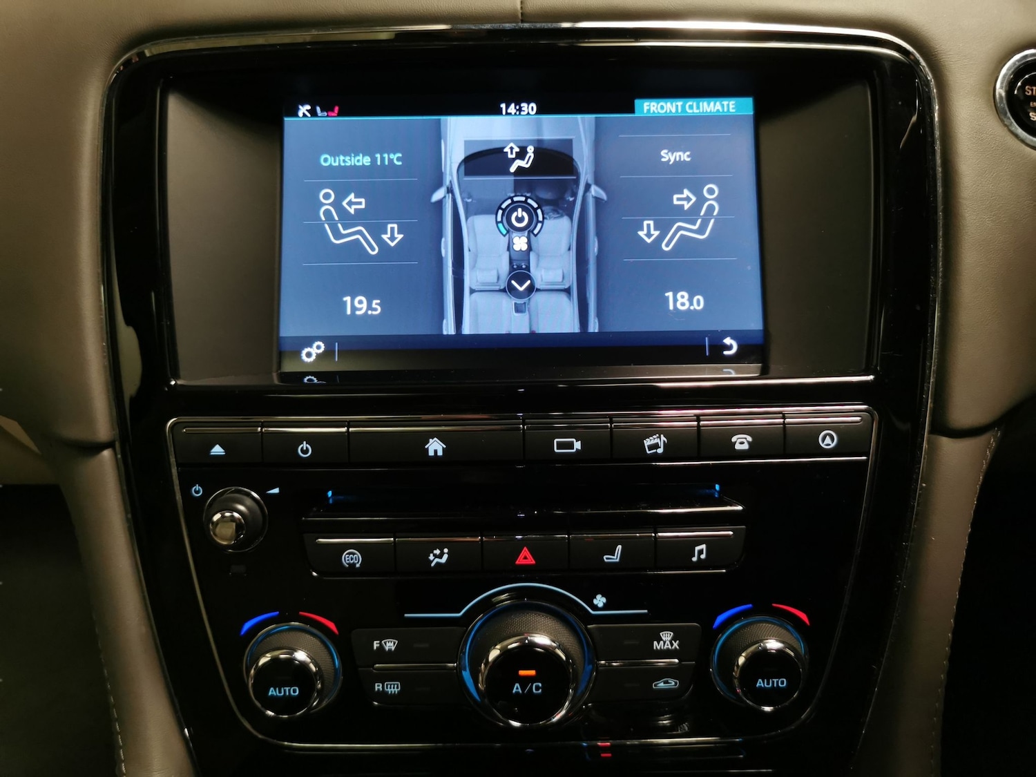 Used Jaguar XJ 2016 for sale - 76954780: Photo 21