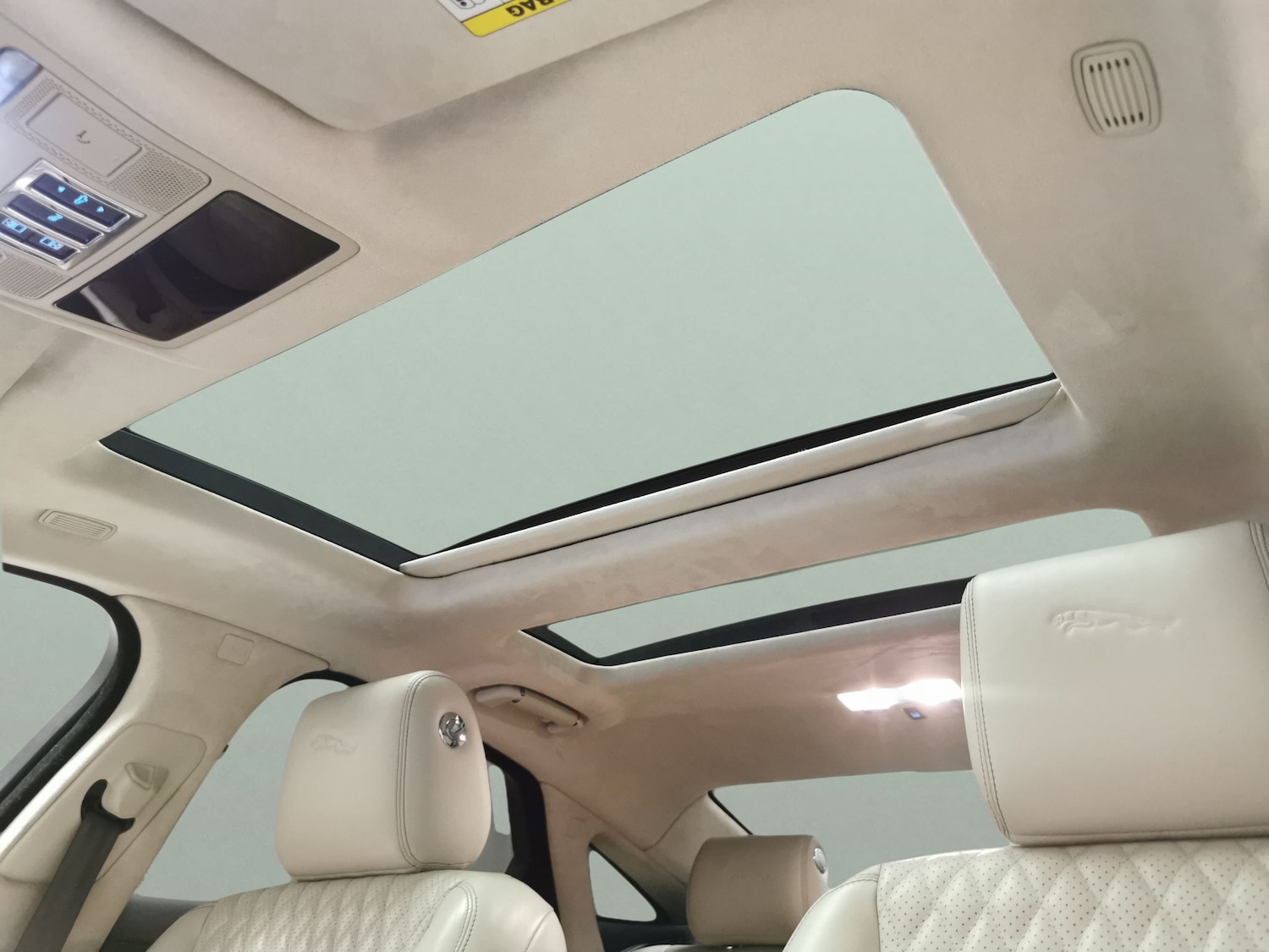 Used Jaguar XJ 2016 for sale - 76954780: Photo 5