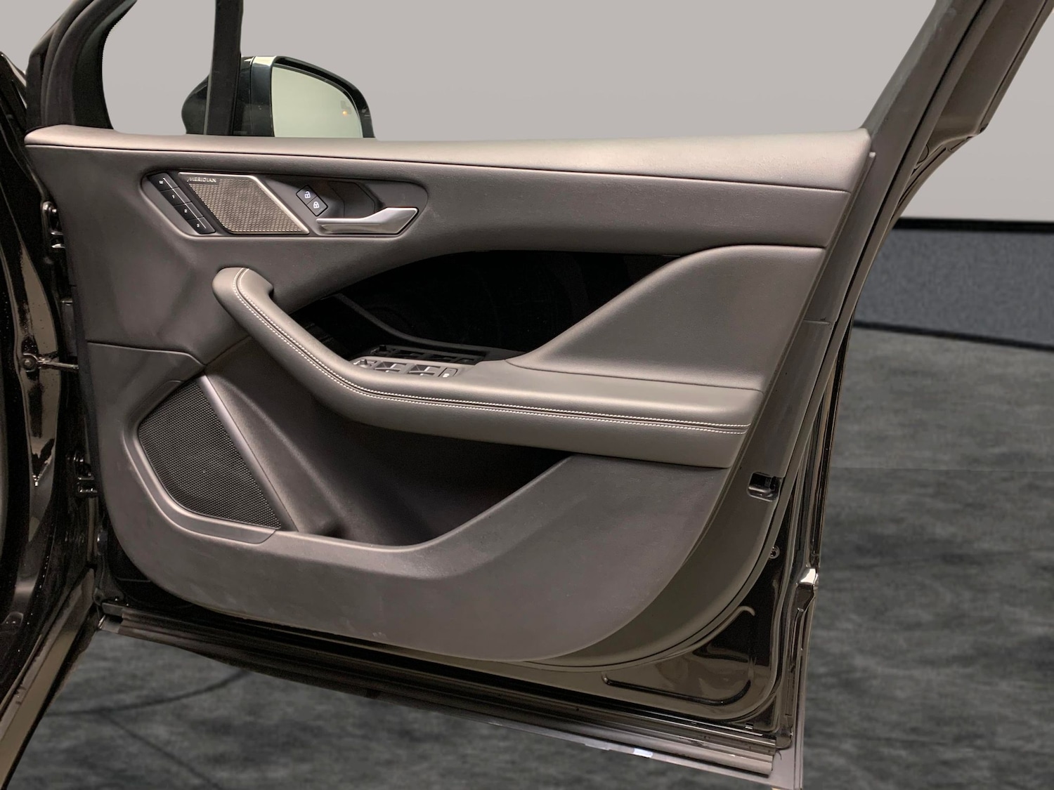 Used Jaguar I-Pace 2024 for sale - 77047965: Photo 32