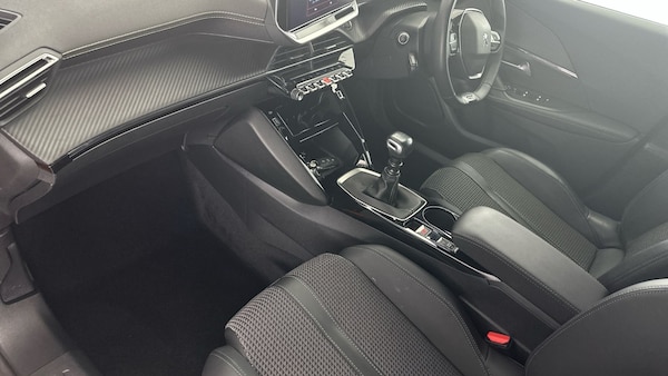 Used Peugeot 2008 2021 for sale - 76312773: Photo 16