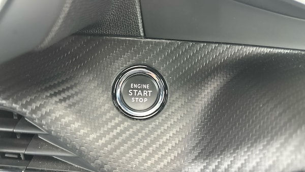 Used Peugeot 2008 2021 for sale - 76312773: Photo 32